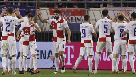 魔术教练盛赞萨格斯三分投射出色 对其投篮信心满满